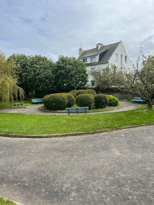 Bel Appartement De Bord De Mer Avec Veranda Roscoff Esterno foto